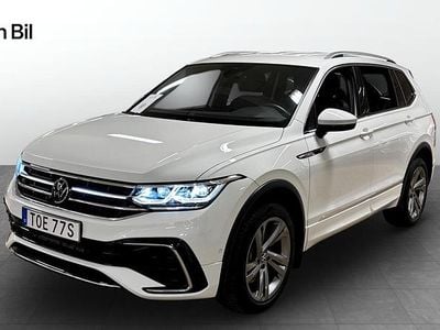 Vit Begagnad 2022 VW Tiguan Allspace R-line SUV | 419 800 kr (Marknadspris)