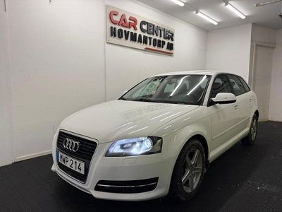 Begagnad Audi A3 Attraction 105 HK (77 kW) 2013 Vit