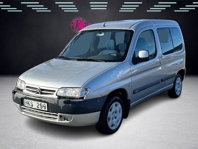 Begagnad Citroën Berlingo 90 HK (66 kW) 2000 Ljusgrå Minibuss