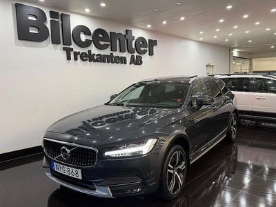 Grå Begagnad 2017 Volvo V90 CC Inscription Kombi | 259 900 kr (Marknadspris)