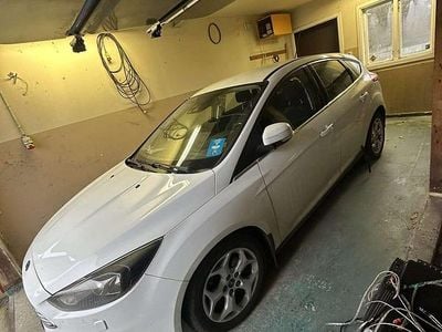 Begagnad 2015 Ford Focus Halvkombi | 15 000 kr (Superpris)