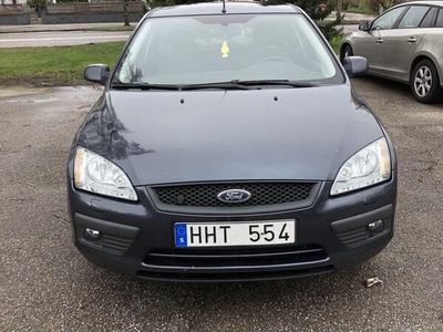 begagnad Ford Focus 5-dörrars 1.8 Flexifuel Euro 4