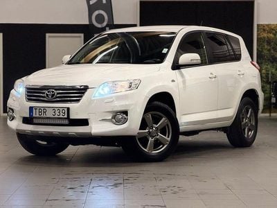 Vit Begagnad 2012 Toyota RAV4 SUV | 114 900 kr (Marknadspris)