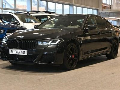 Begagnad BMW 545 M Sport 394 HK (289 kW) 2023 Safirsvart metallic Sedan