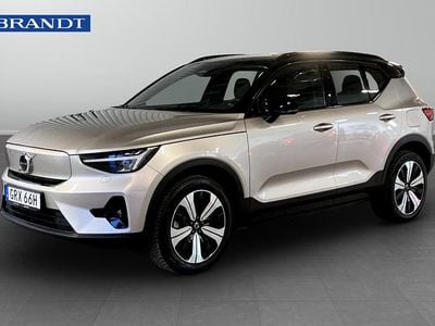 Grå Begagnad 2023 Volvo XC40 Single Motor SUV | 354 900 kr (Marknadspris)