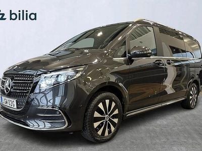 Mörkgrå Begagnad 2025 Mercedes 300 Kombi | 929 000 kr
