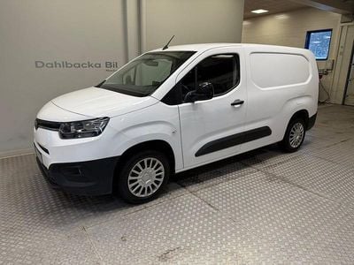 Vit Begagnad 2022 Toyota Proace City City Minibuss | 229 000 kr (Lite dyr)