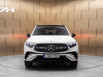 Begagnad Mercedes GLC300e AMG 333 HK (244 kW) 2023 Vit SUV