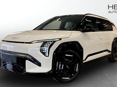 Vit Ny 2025 Kia EV3 GT-Line SUV | 538 935 kr (Marknadspris)