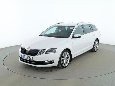 Begagnad Skoda Octavia Style 151 HK (111 kW) 2017 Vit Kombi