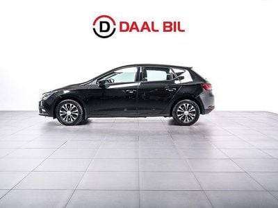 Begagnad Seat Leon Style 110 HK (80 kW) 2016 Svart Halvkombi