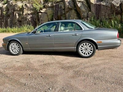 Grå Begagnad 2003 Jaguar XJ Sedan | 99 000 kr