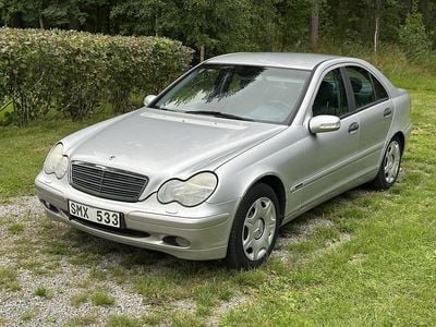 Mercedes C200