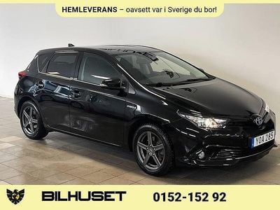 Begagnad Toyota Auris Hybrid Edition 136 HK (100 kW) 2018 Svart Halvkombi