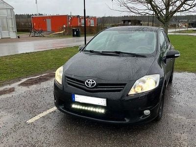 Begagnad Toyota Auris 90 HK (66 kW) 2010 Halvkombi