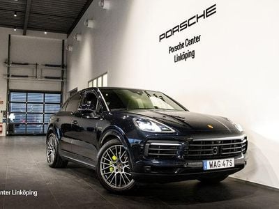 Begagnad Porsche Cayenne Platinum Edition 2023 Blå SUV