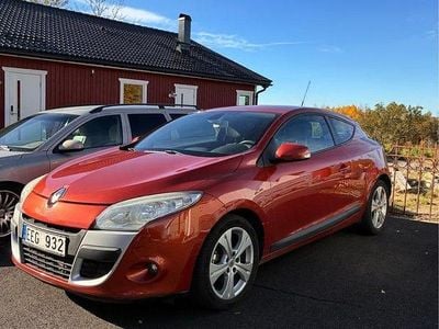 Orange Begagnad 2009 Renault Mégane Coupé Sportkupé | 34 000 kr