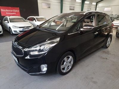 Begagnad Kia Carens 135 HK (99 kW) 2015 Svart Minibuss