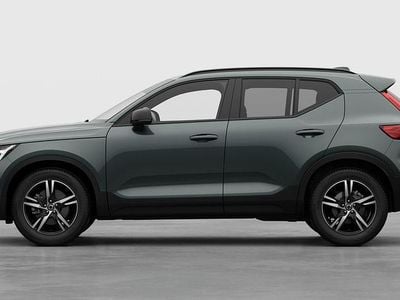 Grön Ny 2025 Volvo XC40 Plus SUV | 478 700 kr