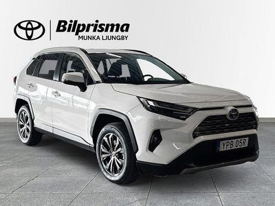 Begagnad Toyota RAV4 Hybrid Executive 224 HK (164 kW) 2022 Vit SUV