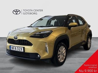 Gul Begagnad 2024 Toyota Yaris Hybrid Active | 259 900 kr (Marknadspris)