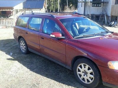 begagnad Volvo V70 2.4 Kinetic