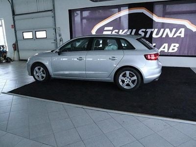 Begagnad Audi A3 Sportback Attraction 150 HK (110 kW) 2013 Silver Halvkombi