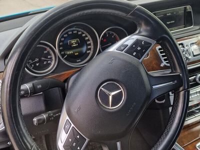 Mercedes E220
