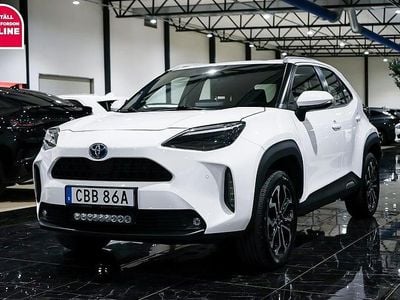 Vit Begagnad 2022 Toyota Yaris Cross Active SUV | 254 500 kr (Bra pris)