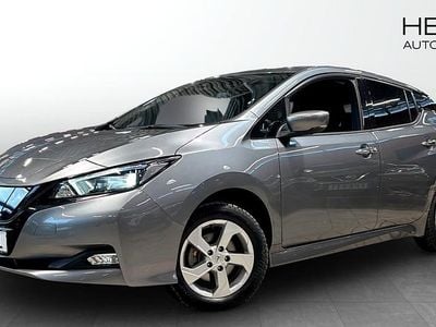 Grå Begagnad 2022 Nissan Leaf N-Connecta Halvkombi | 229 900 kr (Marknadspris)