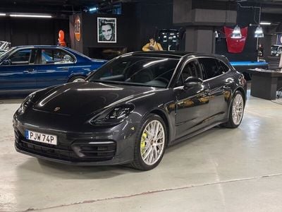 Porsche Panamera 4