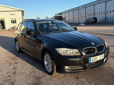 Begagnad BMW 320 184 HK (135 kW) 2012 Kombi