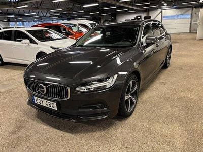 Grå Begagnad 2022 Volvo V90 Kombi | 329 000 kr (Marknadspris)