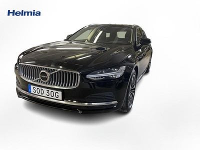 Svart Begagnad 2022 Volvo V90 Core Kombi | 339 900 kr (Marknadspris)
