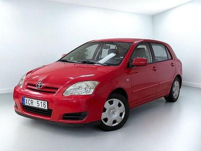 Röd Begagnad 2005 Toyota Corolla Halvkombi | 39 900 kr (Bra pris)