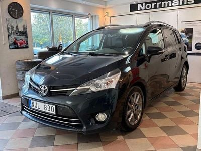 Begagnad Toyota Verso 150 HK (110 kW) 2013 Mörkblå Minibuss