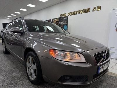 Grå Begagnad 2011 Volvo V70 Momentum Kombi | 99 900 kr (Bra pris)