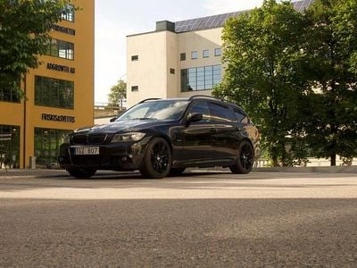 Begagnad 2010 BMW 325 Kombi | 98 000 kr (Marknadspris)