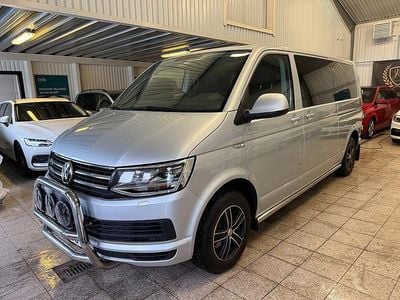 Begagnad VW Caravelle Comfortline 150 HK (110 kW) 2016 Silver Minibuss