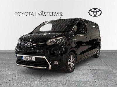 Svart Begagnad 2022 Toyota Proace Minibuss | 279 900 kr
