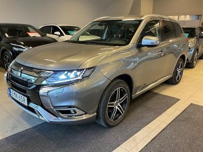 Begagnad Mitsubishi Outlander P-HEV Comfort Edition 165 HK (121 kW) 2019 Grå SUV
