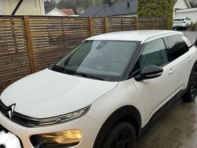 Begagnad 2018 Citroën C4 Cactus Halvkombi | 120 000 kr