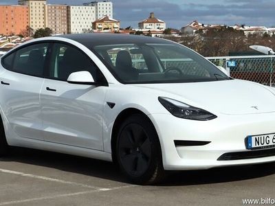 begagnad Tesla Model 3 Standard Range S/V-hjul Moms 1440 mil!