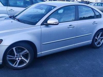 Volvo S40