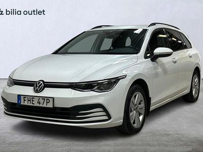 Vit Begagnad 2021 VW Golf VIII Kombi | 199 900 kr (Marknadspris)