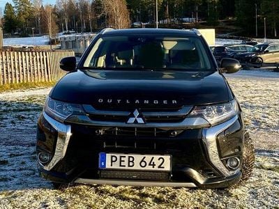 Begagnad 2017 Mitsubishi Outlander Comfort Edition SUV | 110 000 kr (Marknadspris)