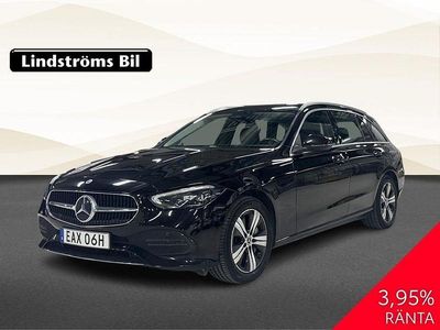 Svart Begagnad 2022 Mercedes C300 Avantgarde Kombi | 374 900 kr