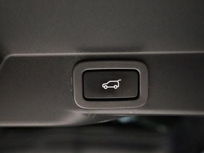 Grå Begagnad 2019 Land Rover Range Rover Sport SUV | 479 000 kr (Superpris)