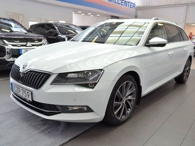 begagnad Skoda Superb Kombi Skoda 2.0 TDI 4x4 DSG L&K 190hk / Webasto / Krok