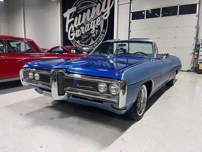 Blå Begagnad 1968 Pontiac Bonneville Sedan | 179 000 kr